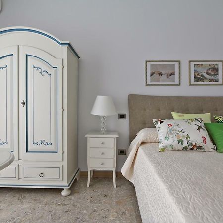 Solidea Bnb Салерно Екстериор снимка